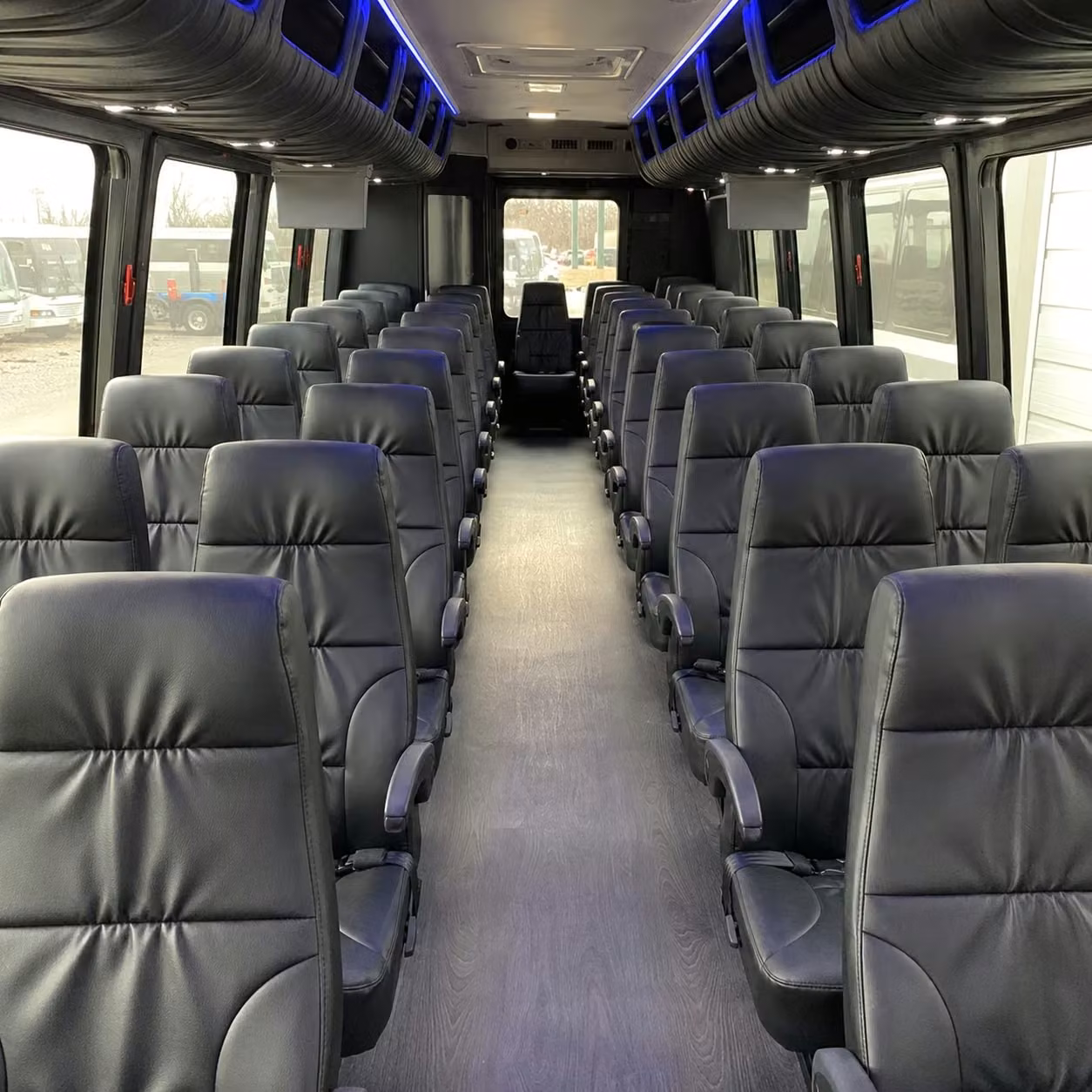 santa ana 30 passenger minibus rental